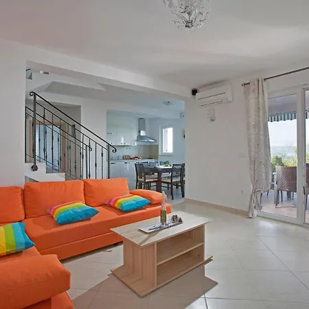 Villa Mirta In Crni Labin (Istria)